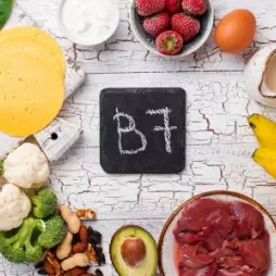 Vitamín B7: Tajemství krásných vlasů a nehtů