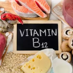 Vitamín B12: Pomocník pro udržení zdravého těla a mysli
