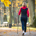 FYZIOporadna: 10 000 kroků je mýtus, nordic walking zvládne každý