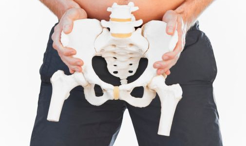 Pánevní dno u mužů: podceňovaná oblast, která ovlivňuje erekci, močení i záda